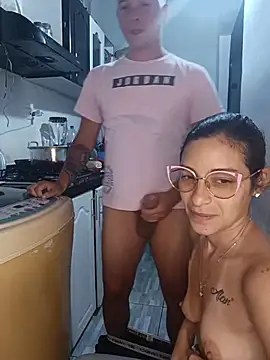 catire2323 online show from February 2026 12:36:01 AM