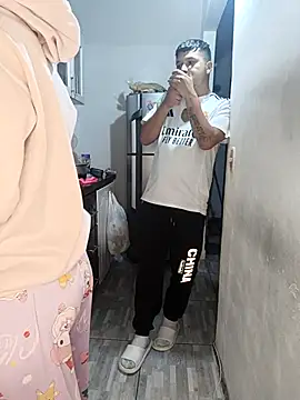 catire2323 online show from March 2026 12:25:01 AM