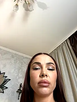 Snapshot of StripBianka chatting on November 2025 03:12:01 PM StripBianka online show from November 2025 03:12:01 PM