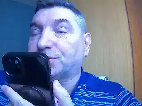 Snapshot of GYurmoka70 chatting on January 2025 08:57:02 AM GYurmoka70 online show from January 2025 08:57:02 AM