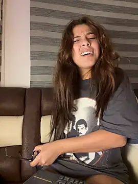 Snapshot of crystal_bunny7 chatting on January 2025 02:38:02 AM crystal bunny7 online show from January 2025 02:38:02 AM