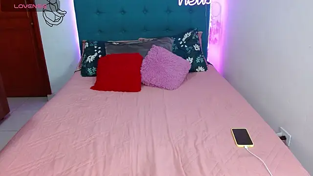 antonella sweet33 online show from February 2025 08:38:02 PM