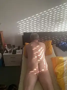 StripperOnStage online show from April 2026 06:47:02 AM