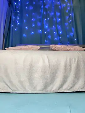 Love Lysa  online show from September 2025 02:15:02 AM