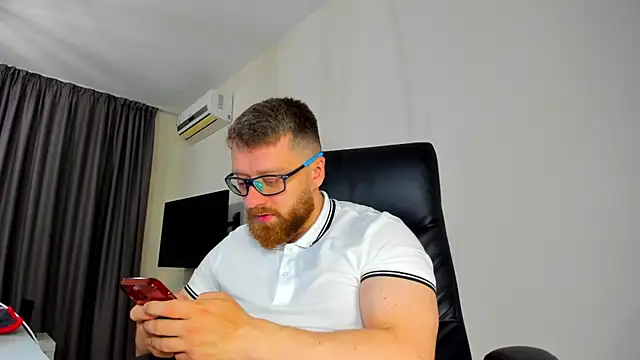 Findom guy online show from April 2026 10:27:02 AM