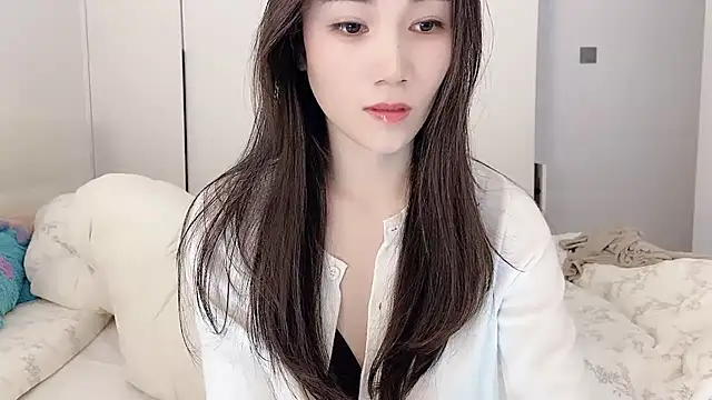 Snapshot of MIa59 chatting on November 2025 02:04:02 AM MIa59 online show from November 2025 02:04:02 AM