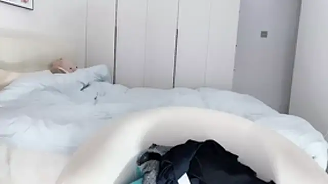 MIa59 online show from December 2025 01:11:01 AM