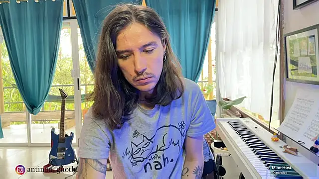 Snapshot of Antinoo_Gnothi chatting on December 2024 04:27:01 PM Antinoo Gnothi online show from December 2024 04:27:01 PM