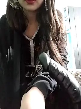 Snapshot of Noor_Darliing chatting on January 2025 02:53:02 PM Noor Darliing online show from January 2025 02:53:02 PM