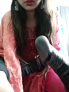 Snapshot of Noor_Darliing chatting on February 2025 03:18:02 PM Noor Darliing online show from February 2025 03:18:02 PM