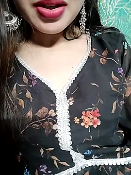 Snapshot of Noor_Darliing chatting on February 2025 06:30:01 PM Noor Darliing online show from February 2025 06:30:01 PM