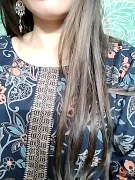 Snapshot of Noor_Darliing chatting on February 2025 03:27:02 PM Noor Darliing online show from February 2025 03:27:02 PM