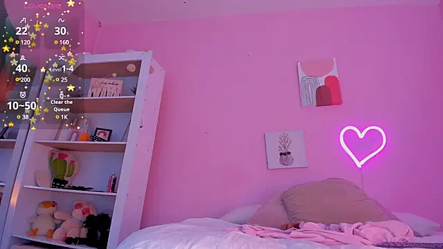 Sophiietaylor online show from March 2025 11:53:02 PM