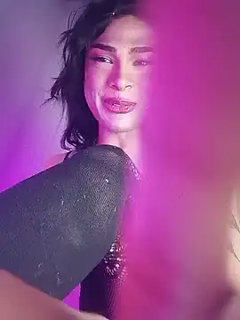 Snapshot of Victor-and-shelly chatting on October 2025 07:17:02 AM Victor-and-shelly online show from October 2025 07:17:02 AM