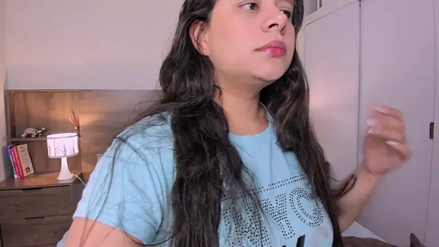 emily adams01 online show from December 2025 10:27:02 PM