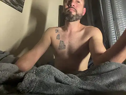 Snapshot of hotraillX chatting on December 2024 08:27:02 AM hotraillX online show from December 2024 08:27:02 AM