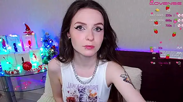 AlienBaby  online show from December 2024 09:04:02 PM