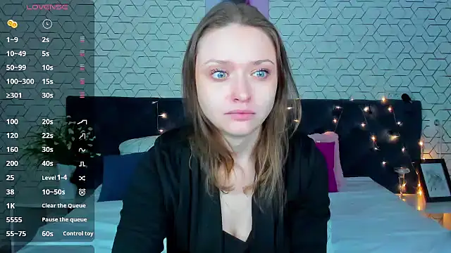 Linda Bryant online show from December 2024 01:08:01 AM