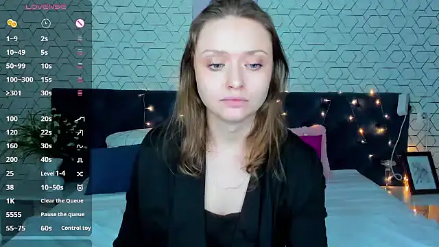 Linda Bryant online show from December 2024 04:08:02 AM