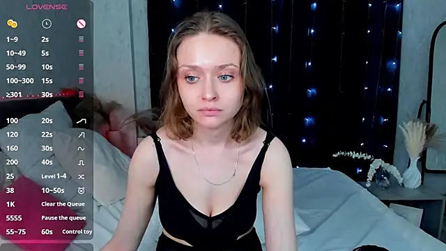 Linda Bryant online show from December 2024 10:10:02 AM