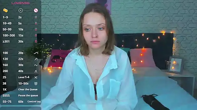 Linda Bryant online show from February 2025 03:19:01 AM