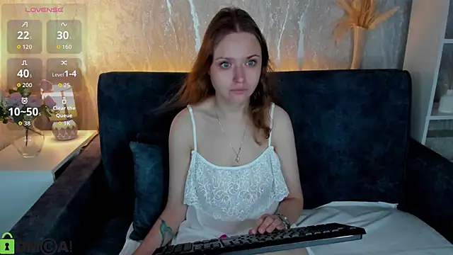 Snapshot of Linda_Bryant chatting on June 2026 01:06:01 AM Linda Bryant online show from June 2026 01:06:01 AM