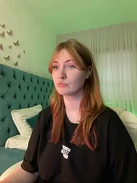  Chlo  e online show from March 2025 05:03:02 AM