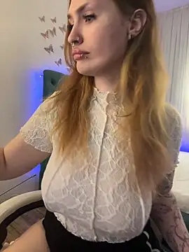  Chlo  e online show from September 2025 10:17:02 AM