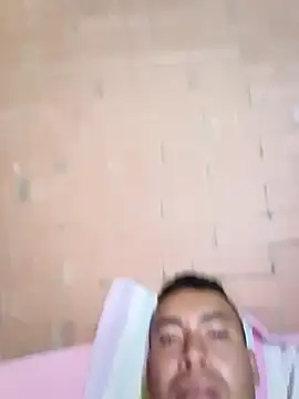 Snapshot of Diego_leon27 chatting on March 2026 04:25:01 AM Diego leon27 online show from March 2026 04:25:01 AM