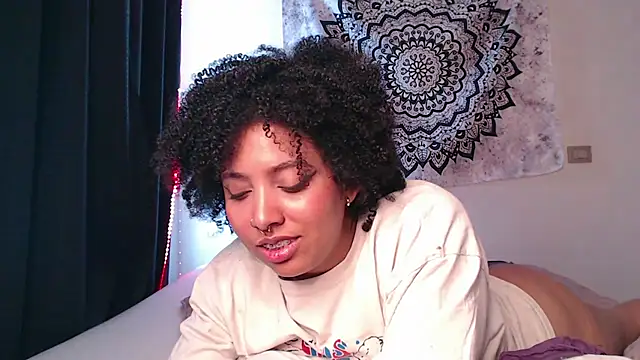 michell bling1 online show from December 2024 01:32:02 PM