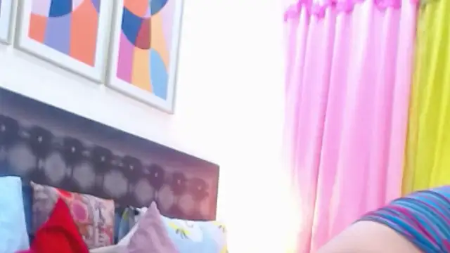 sandra 20 online show from November 2025 10:57:02 AM