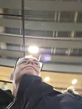 Snapshot of DarrenSullivanSlut chatting on December 2024 11:45:02 AM DarrenSullivanSlut online show from December 2024 11:45:02 AM