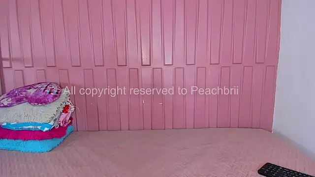 Briana Wells  online show from September 2025 01:35:02 PM