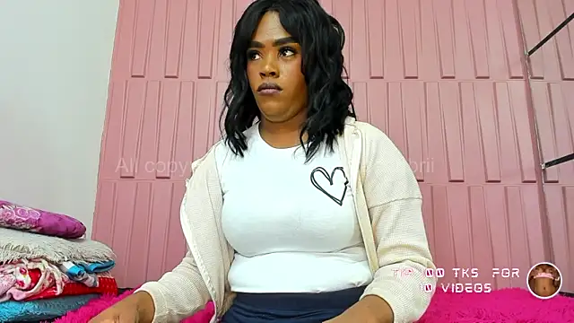 Briana Wells  online show from September 2025 02:00:02 PM