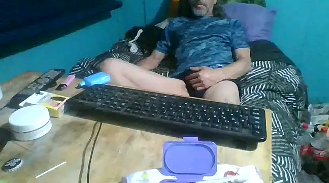 malekon76 online show from January 2025 10:23:02 AM