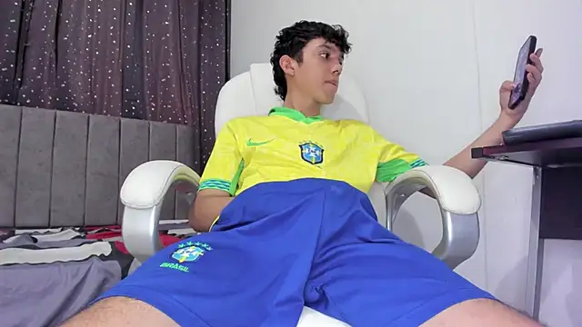 The skinnyguys online show from December 2024 09:31:02 PM