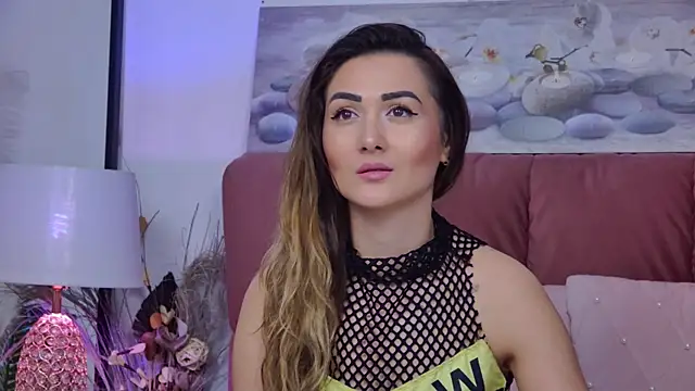 Snapshot of NicolLopeze chatting on February 2025 03:20:02 PM NicolLopeze online show from February 2025 03:20:02 PM