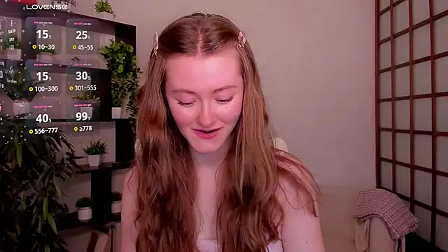Snapshot of KateCuddle chatting on June 2026 03:25:01 AM KateCuddle online show from June 2026 03:25:01 AM