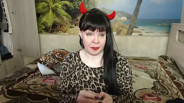 Snapshot of Aphelandra chatting on February 2025 07:33:02 AM Aphelandra online show from February 2025 07:33:02 AM