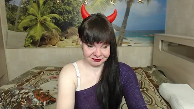 Aphelandra online show from April 2026 12:00:02 PM