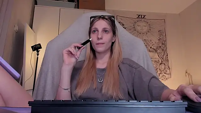 Anna Fink online show from March 2026 08:14:01 PM