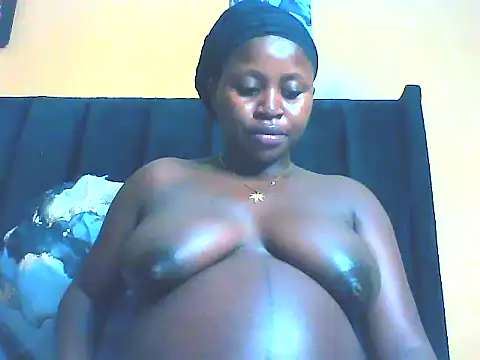 Snapshot of EboniesBelle chatting on June 2026 07:33:01 PM EboniesBelle online show from June 2026 07:33:01 PM