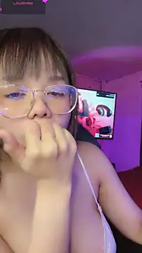 Maple Honeycome online show from April 2026 07:45:01 PM