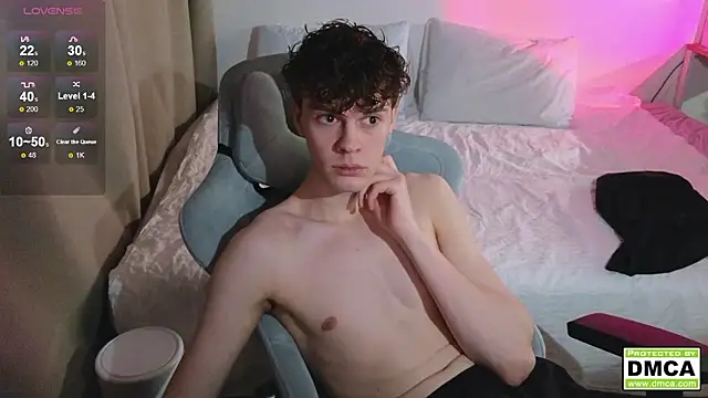 cute thomas online show from February 2026 05:43:02 PM