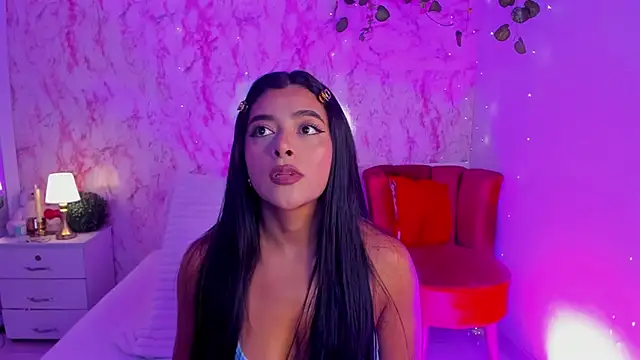 SophiieWilson  online show from May 2026 02:08:02 AM