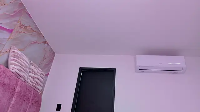 Snapshot of celeste_sea chatting on February 2026 07:20:01 PM celeste sea online show from February 2026 07:20:01 PM