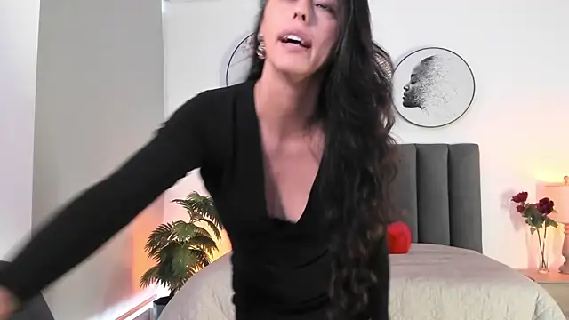 SaharaGarcia   online show from February 2025 07:16:02 PM