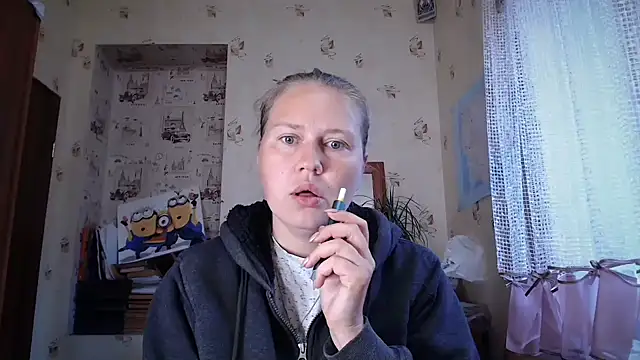 Snapshot of dream_alexa chatting on June 2026 02:40:01 AM dream alexa online show from June 2026 02:40:01 AM