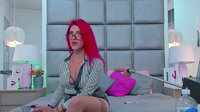 AllissaBrowm online show from January 2025 06:49:01 PM