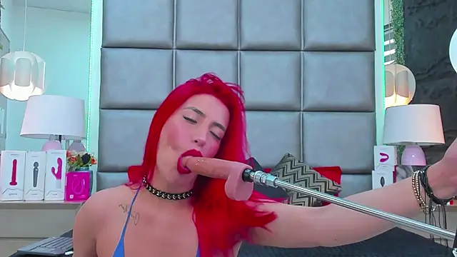 AllissaBrowm online show from September 2025 04:41:02 PM